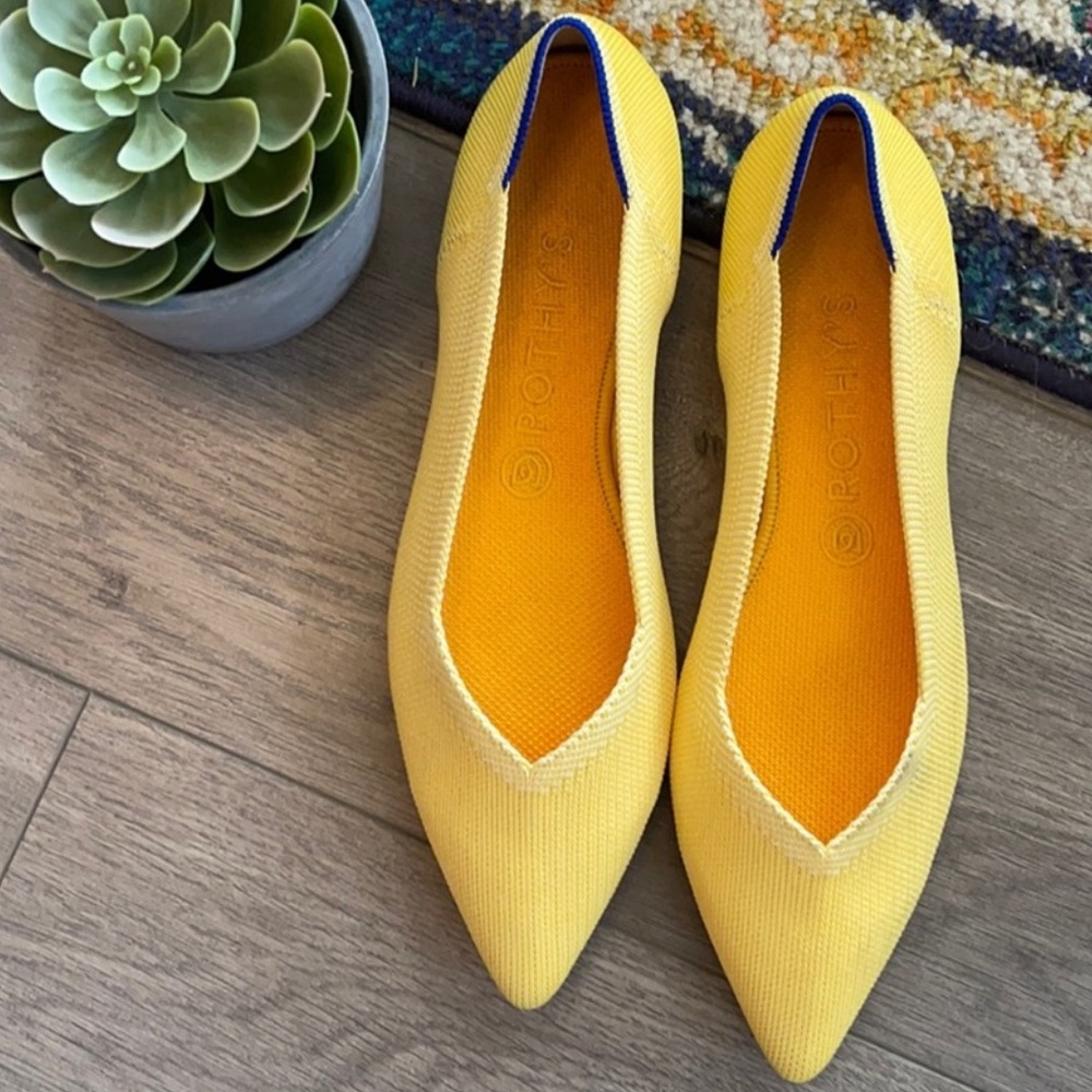 Rothys sunshine size 9.5 woman’s pointed flat shoes